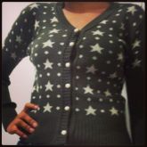 Cardigan de Lã Sintetico com estampa de estrelas